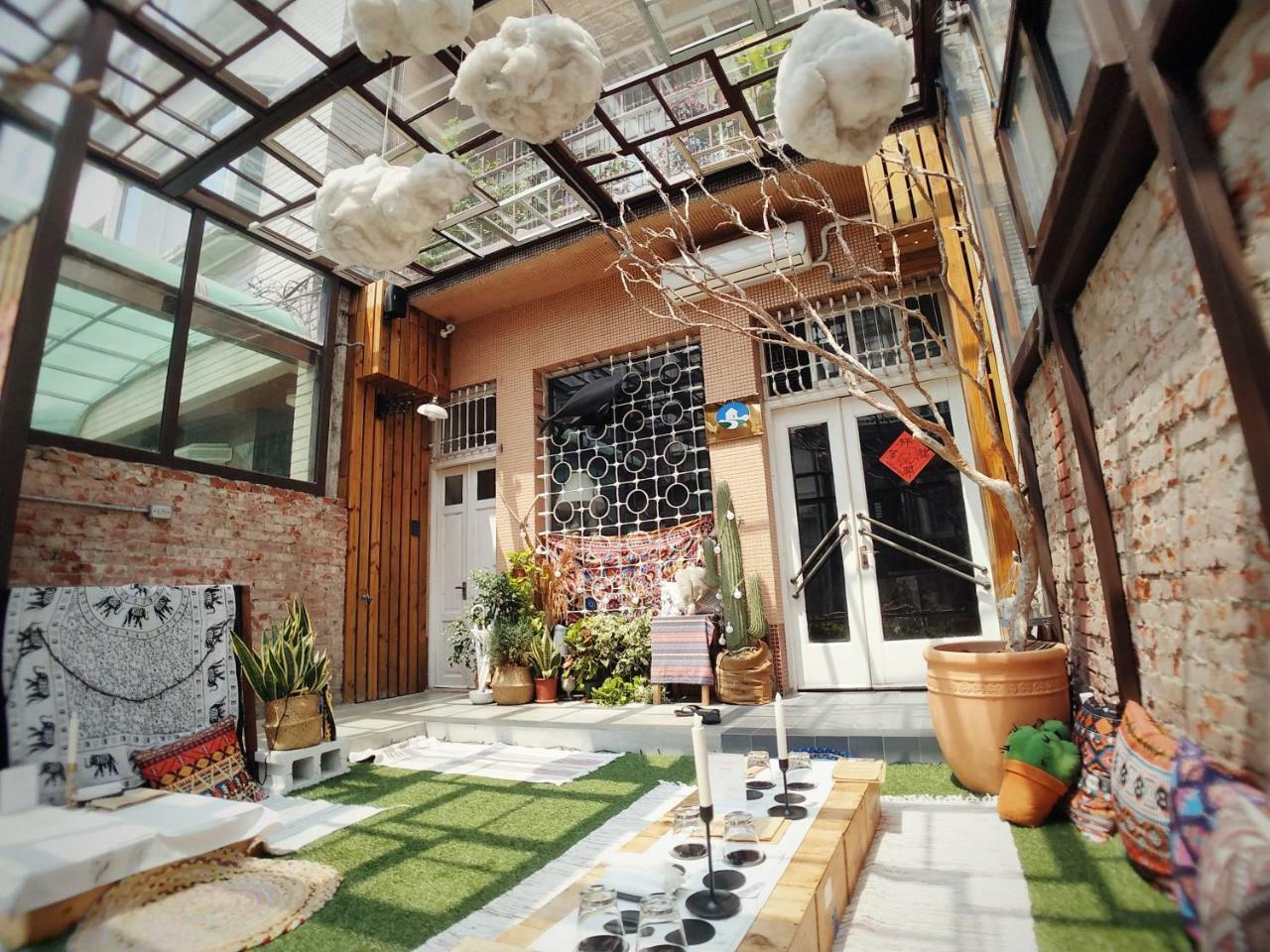 Goin Old House & Bar Apartment Tainan Exterior photo